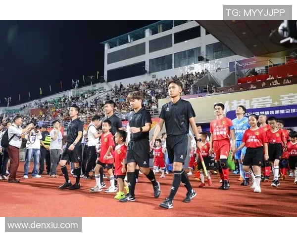 如何拍摄足球球星合成照实现完美融合效果的技巧与步骤